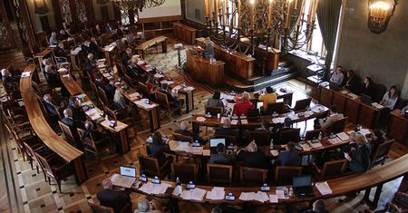 Radni Krakowa uwzględnią nieopublikowane wyroki TK