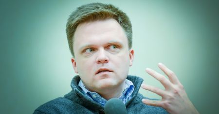 Szymon Hołownia: kiedy będziemy wystarczająco bogaci, by zacząć być ludźmi?
