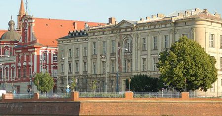 Wrocław: kontrowersje wokół dawnej siedziby Wydziału Farmacji