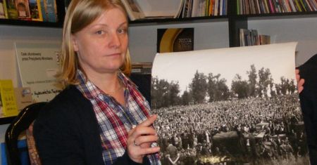 Nieznane wcześniej zdjęcia Poznania - widać na nich zniszczenia wojenne, ofiary i miejsca kaźni