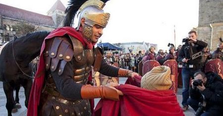 Imieniny Ulicy Święty Marcin 2015 - kolorowy korowód, koncerty i rogale
