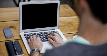 Niemcy chcą ostrzejszych kar za mowę nienawiści