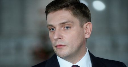 Wiceszef MON o odejściach generałów: kapitanowie uciekają ze statków