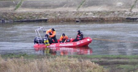 Płetwonurkowie przerwali poszukiwania Ewy Tylman. Czekają, aż stopnieje lód