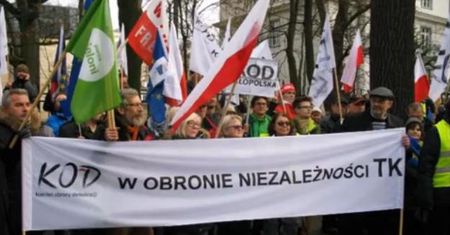 Manifestacja w obronie demokracji i konstytucji odbędzie się także w Poznaniu