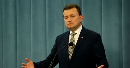 Mariusz Błaszczak apeluje do szefa francuskiego MSW ws. polskich kierowców w Calais