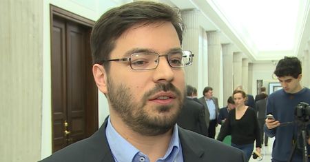 Politycy oceniają aktywność Lecha Wałęsy w internecie. "Trwoni resztki swojej legendy. Nie powinien tego robić"