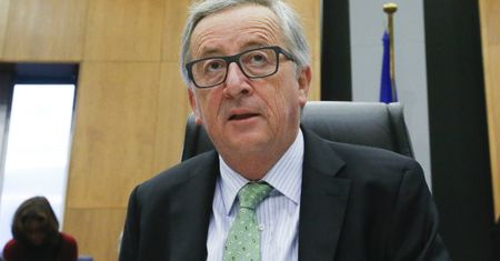 CETA wisi na włosku; Juncker zapowiada kolejne negocjacje na piątek