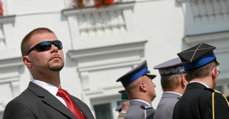 Polacy nie chcą polskiej Secret Service. Wolą BOR