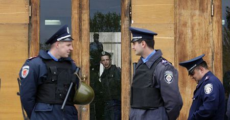 Ukraina: rektor zatrzymany podczas przyjmowania 100 tys. euro łapówki