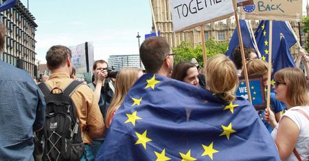 Sondaż po Brexicie: ponad 40 proc. Polaków spróbuje za wszelką cenę pozostać na Wyspach
