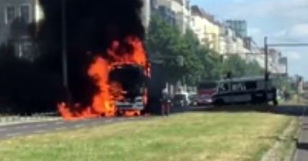 Wybuch ciężarówki po wypadku w centrum Berlina