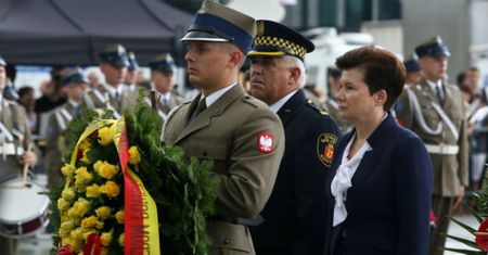 72. rocznica Powstania Warszawskiego. Prezydent Warszawy przed Grobem Nieznanego Żołnierza: czcimy swoich bohaterów