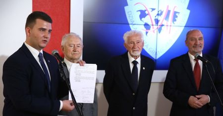 MON odpowiada na pismo Gronkiewicz-Waltz. "To potęgowanie chaosu i szumu informacyjnego"