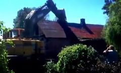 Żyją na zapleczu sklepu, bez wanny i łóżka. Koszmar rodziny z gminy Klembów