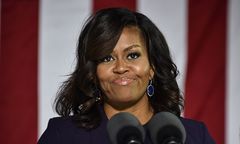 Burmistrz Clay, która skomentowała wpis o "małpie na obcasach", podała się do dymisji