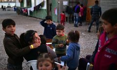 Władze Grecji: coraz więcej migrantów przybywa z Turcji