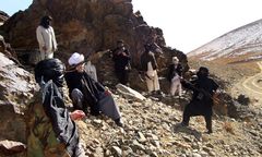 Talibowie w Pekinie, czyli w chińska rozgrywka w Afganistanie z Nowym Jedwabnym Szlakiem w tle