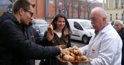 Dlaczego poznaniacy 11 listopada zajadają się rogalami świętomarcińskimi?