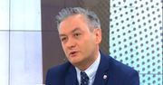 Robert Biedroń znów w ogniu krytyki. Za słowa skierowane do reporterki ze Słupska
