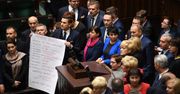 Politycy komentują wydarzenia w Sejmie: skończył się Muppet Show, wszystko wraca do normy