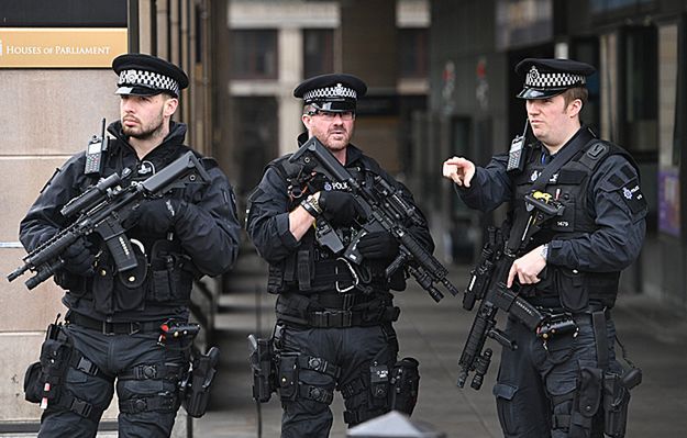 W.Brytania: osiem osób zatrzymanych i podejrzewanych o przygotowywanie ataku