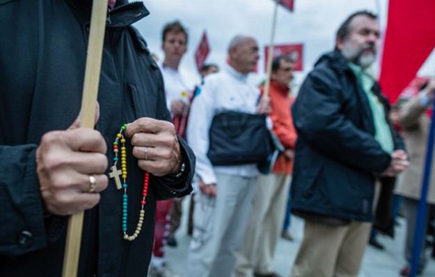 Sondaż TNS Polska: 52 proc. Polaków uważa, że sprawy w kraju idą w złym kierunku