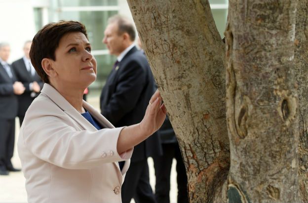 Premier Beata Szydło w Izraelu. Odwiedziła Instytut Yad Vashem i stanęła pod Ścianą Płaczu