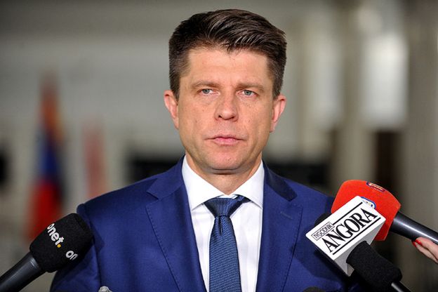 Ryszard Petru: Kaczyński nie będzie chciał dymisji Błaszczaka, bo mu się podlizuje