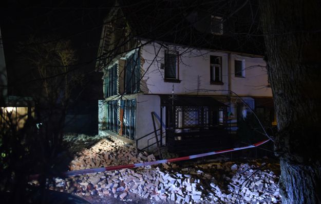 Eksplozja w Juszkowie. Zawaliła się ściana szczytowa domu