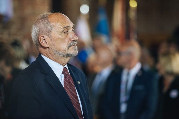 Antoni Macierewicz: komisja ujawni nagrania oddające przebieg katastrofy Tu-154