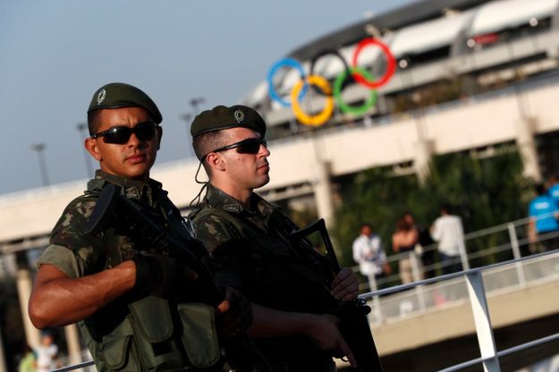 Strzały do policjantów ochraniających igrzyska w Rio de Janeiro