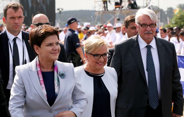 Nowoczesna chce wyjaśnień premier Szydło ws. podwyżek w KPRM