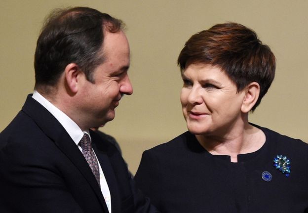 Beata Szydło: nie godzimy się na pozostawienie milionów ludzi bez pomocy