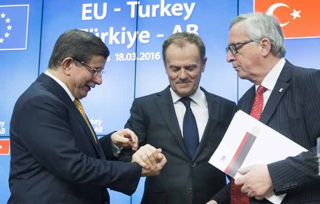 Tusk: UE i Turcja mają plan współpracy w celu zahamowania fali migracyjnej
