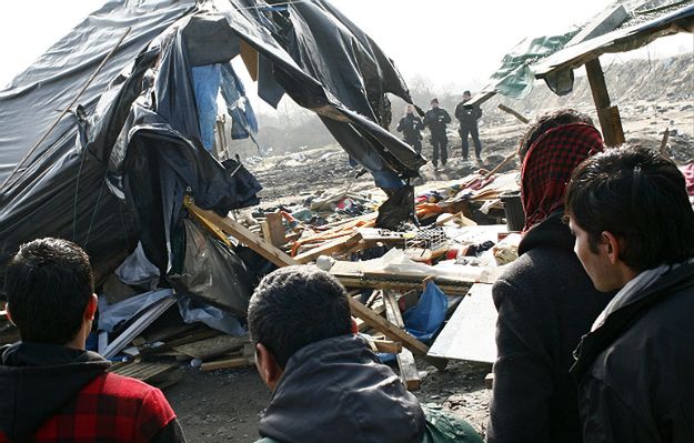 We Francji zakończono likwidację części "dżungli" pod Calais. Przesiedlono ok. 3 tys. uchodźców