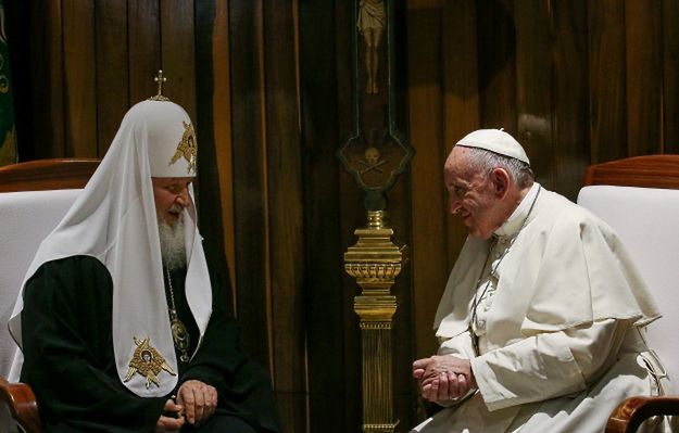 W Hawanie trwa historyczne spotkanie Franciszka i Cyryla