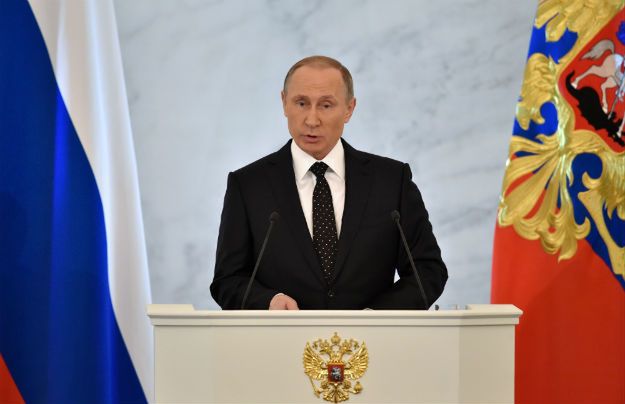 Rosja tworzy operacyjne bazy antyterrorystyczne. Putin zbroi się na wojnę z IS