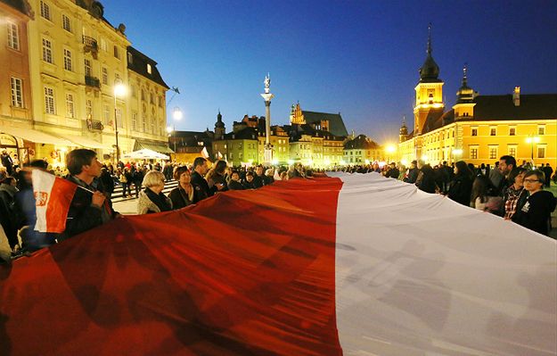 Katastrofa smoleńska. Jest decyzja MON ws. comiesięcznych uroczystości w Warszawie