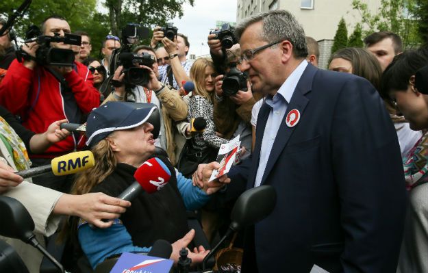 Beata Szydło: Bronisław Komorowski nie potrafi rozmawiać z obywatelami, musi mieć suflera