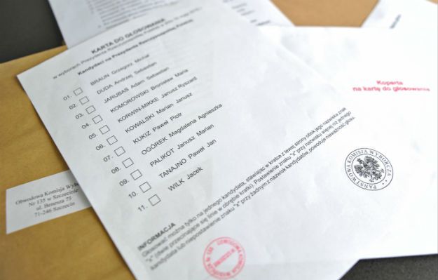Niektórzy Polacy dostali już karty do głosowania