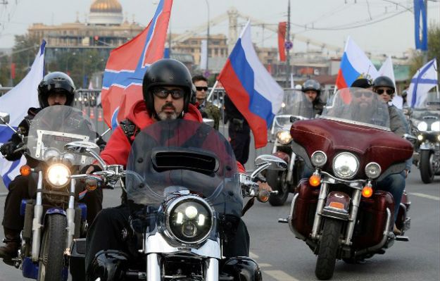 Polscy motocykliści za wpuszczeniem "Nocnych Wilków" Putina do Polski