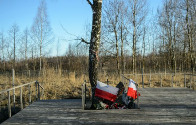 Polska delegacja w drodze do Smoleńska i Katynia