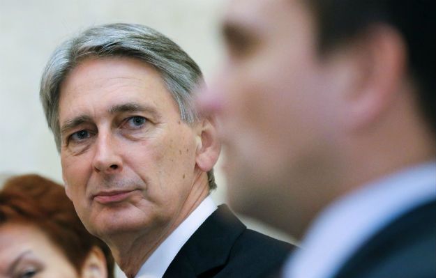 Philip Hammond: Rosja widzi w nas przeciwnika