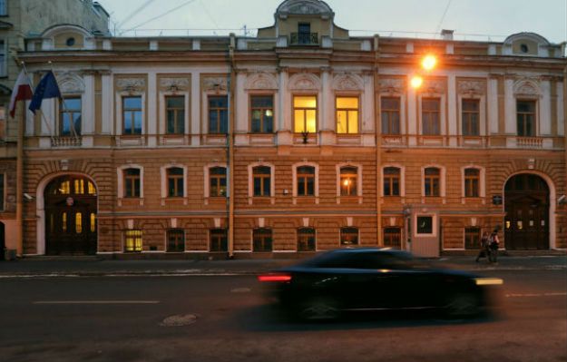 Wstrzymana eksmisja polskiego konsulatu w Petersburgu