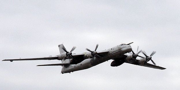 Rosja: pociski manewrujące Ch-101 uderzyły w obiekty IS koło Rakki