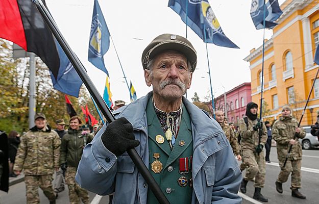 "Bandera naszym bohaterem" - ulicami Kijowa przeszedł Marsz Chwały poświęcony UPA