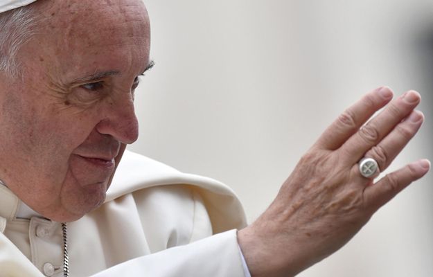Papież: "trzecia wojna światowa, doświadcza jej znaczna część ludzkości"