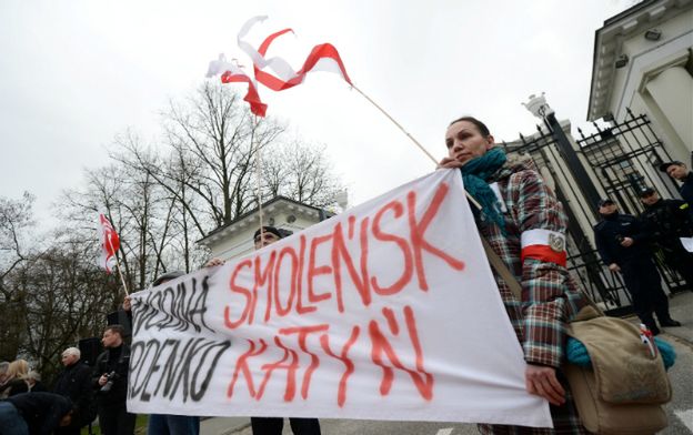 Protest przed ambasadą Federacji Rosyjskiej w Warszawie. "Bóg was ukarze, mordercy, zbrodniarze"