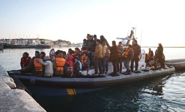 Cztery tysiące migrantów przybyły w ciągu dwóch dni drogą morską